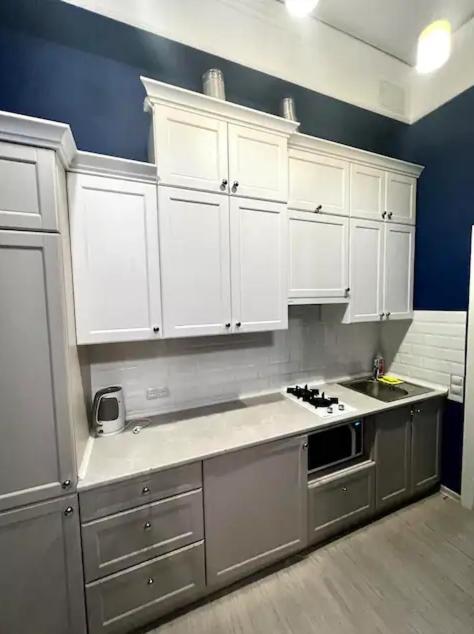 Royal Apartment On Slovatskogo 8 리비프 외부 사진
