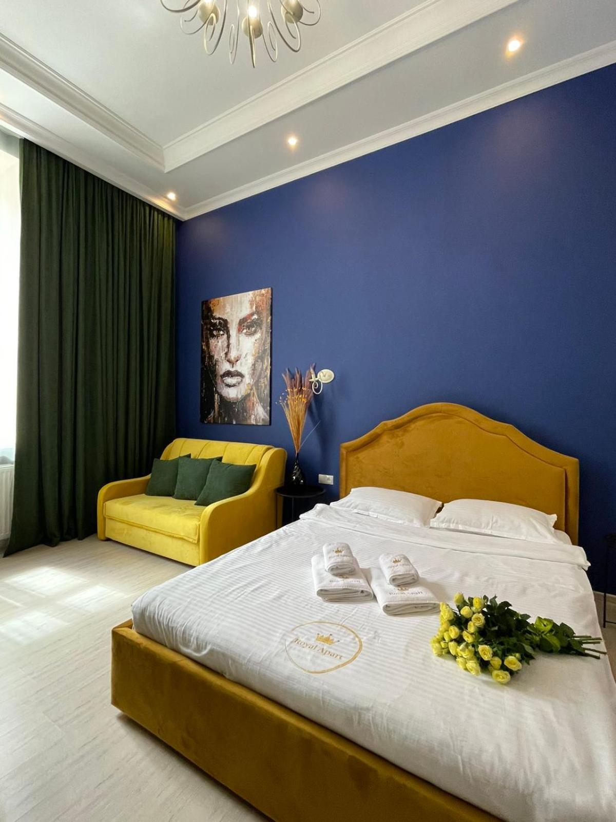 Royal Apartment On Slovatskogo 8 리비프 외부 사진
